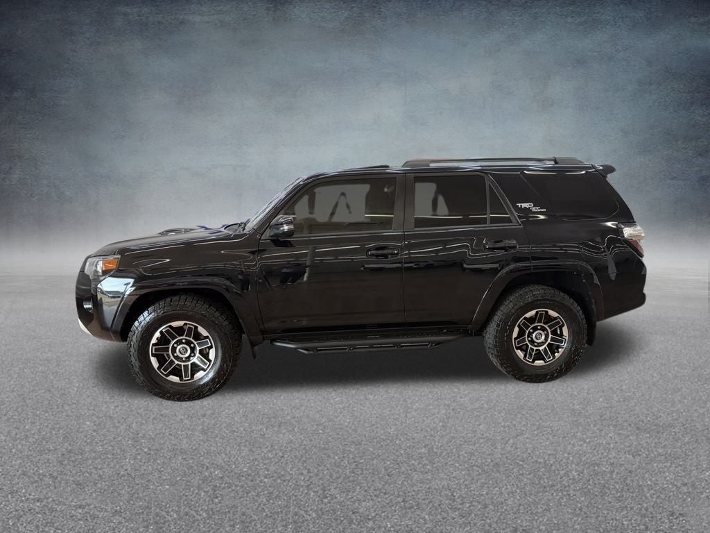 2021 Toyota 4Runner TRD Off-Road Premium photo 2