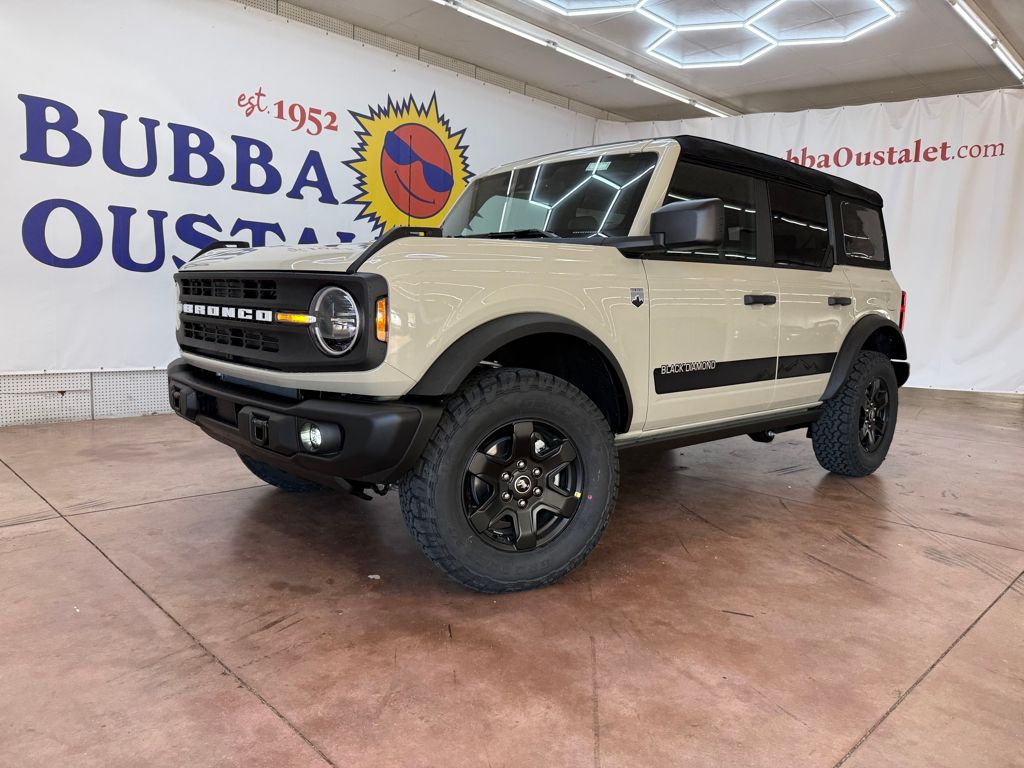 2025 Ford Bronco 4-Door Big Bend's photo