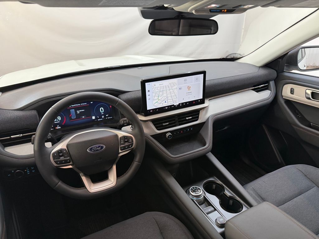 2026 Ford Explorer Active - Photo 10