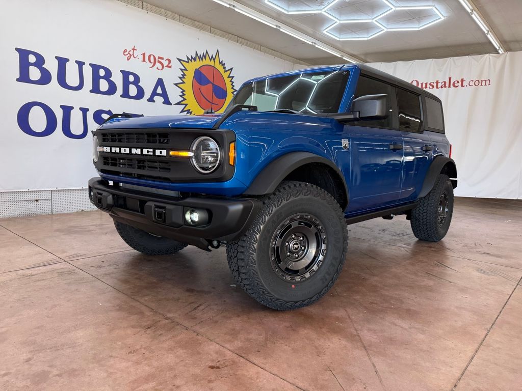 2025 Ford Bronco 4-Door Big Bend's photo