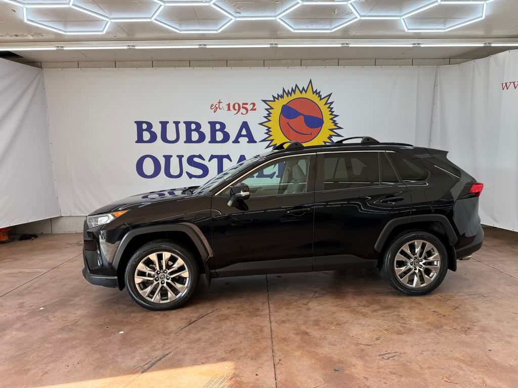 Used 2019 Toyota RAV4 XLE Premium with VIN 2T3C1RFV5KW028487 for sale in Jennings, LA