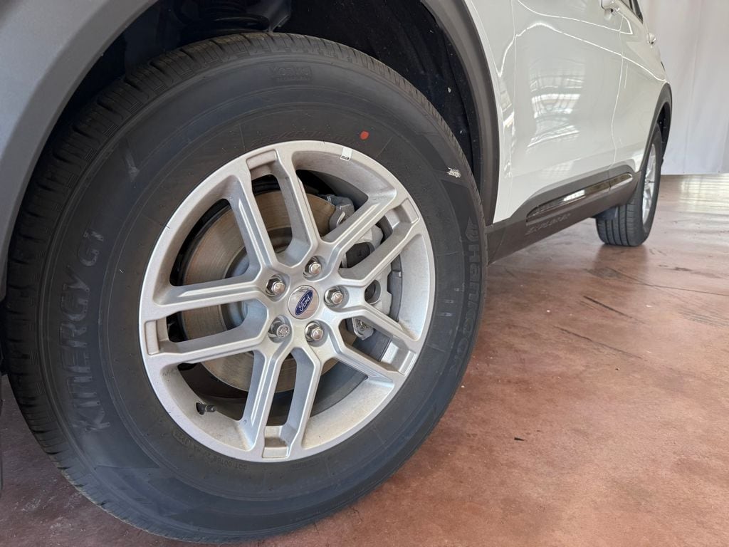 2026 Ford Explorer Active - Photo 21