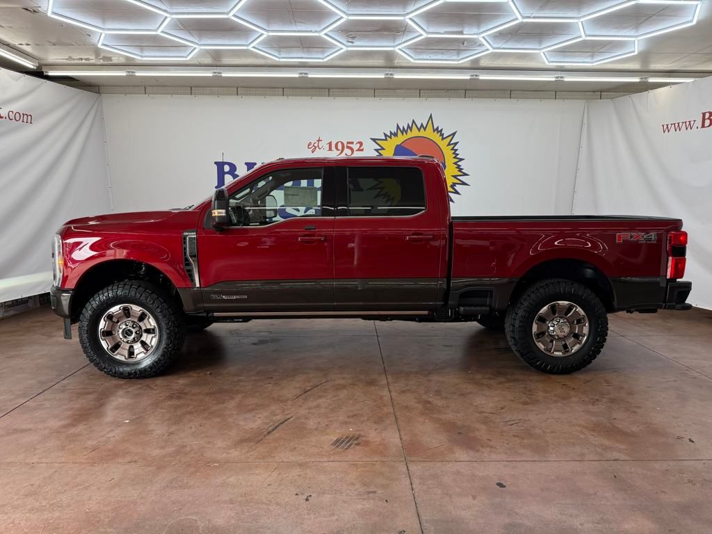 2025 Ford F-250 photo 2