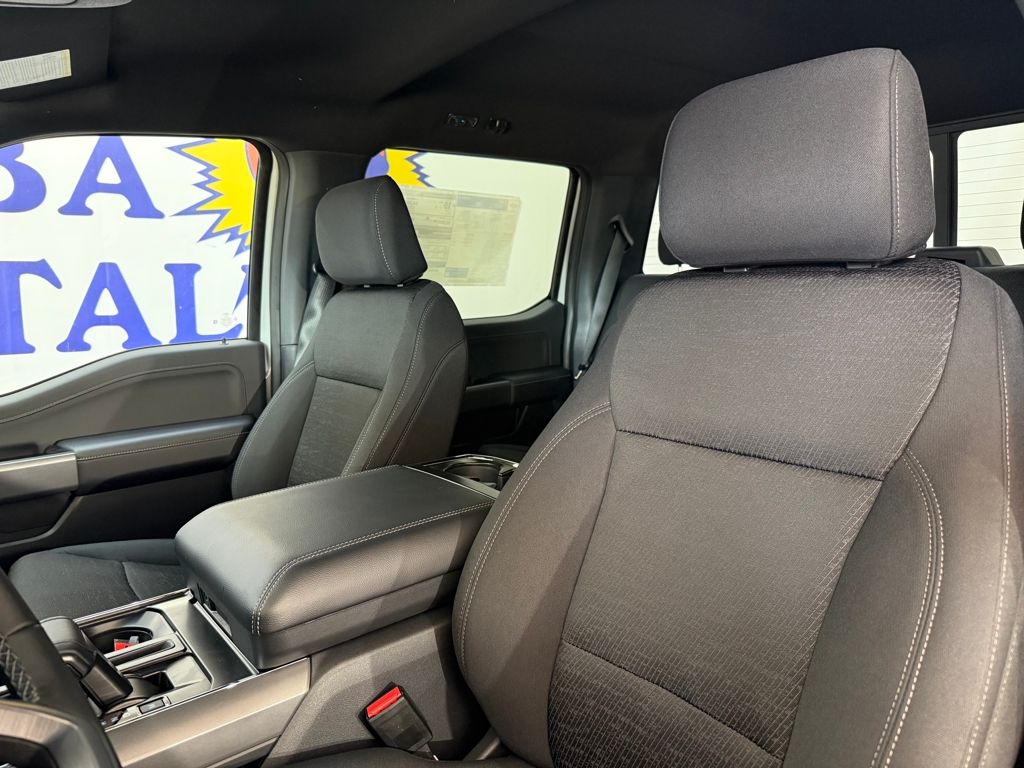 2026 Ford F-150 XLT - Photo 9