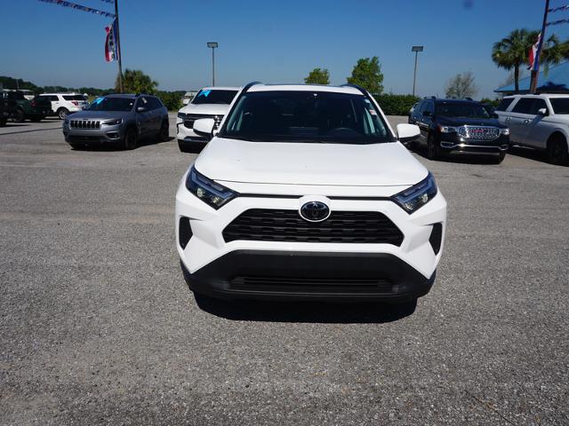 Used 2022 Toyota RAV4 XLE with VIN 2T3W1RFV4NC182613 for sale in Jennings, LA