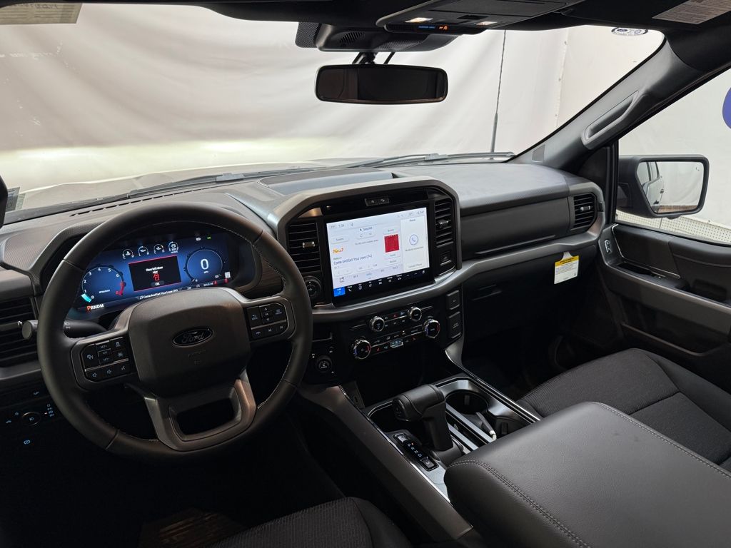 2026 Ford F-150 XLT - Photo 10