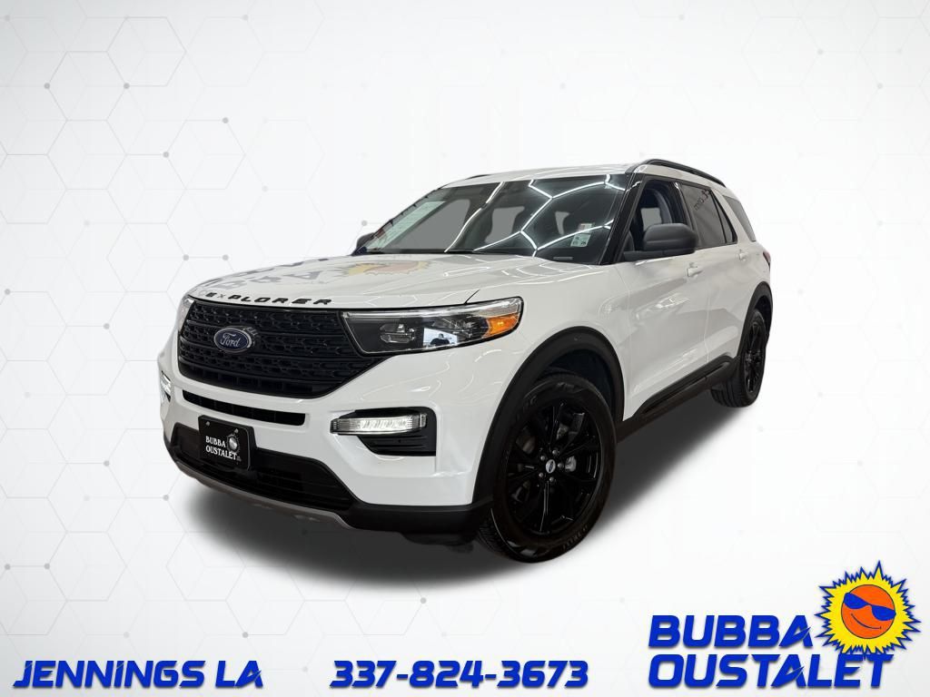 2023 Ford Explorer XLT's photo