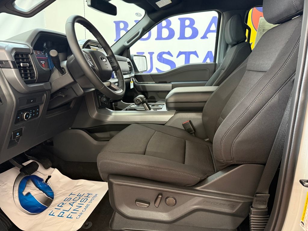 2026 Ford F-150 XLT - Photo 11