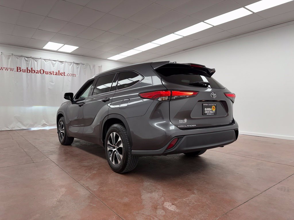 Used 2022 Toyota Highlander XLE SUV