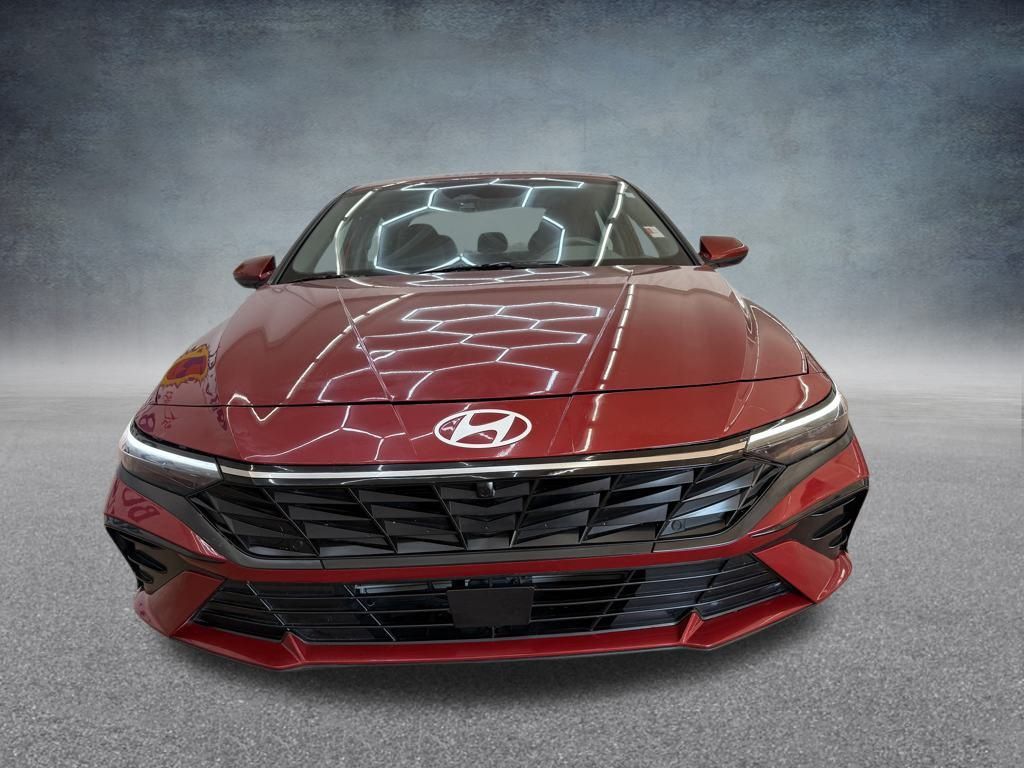 2025 Hyundai Elantra SEL Convenience photo 3