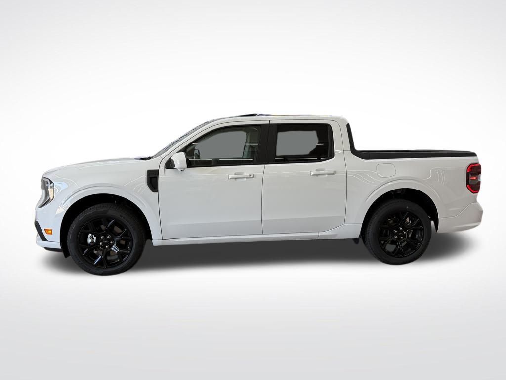 2025 Ford Maverick photo 2