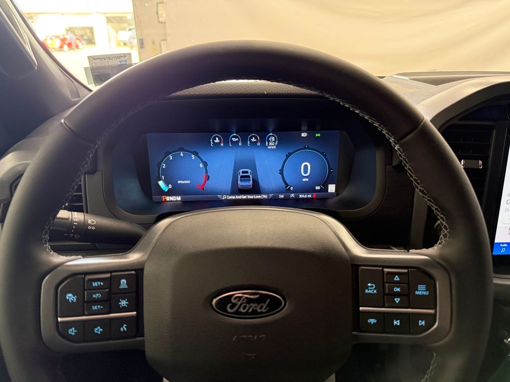 2026 Ford F-150 XLT - Photo 13