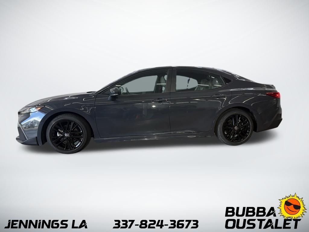 Used 2025 Toyota Camry SE Sedan