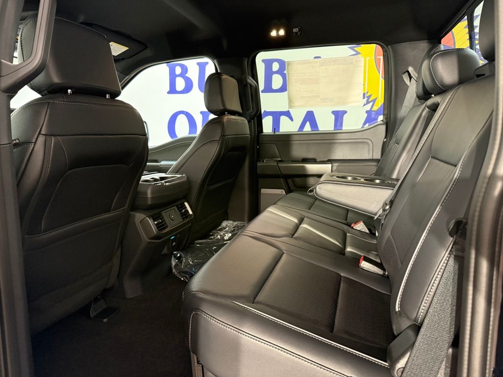 2025 Ford F-150 Lariat - Photo 18