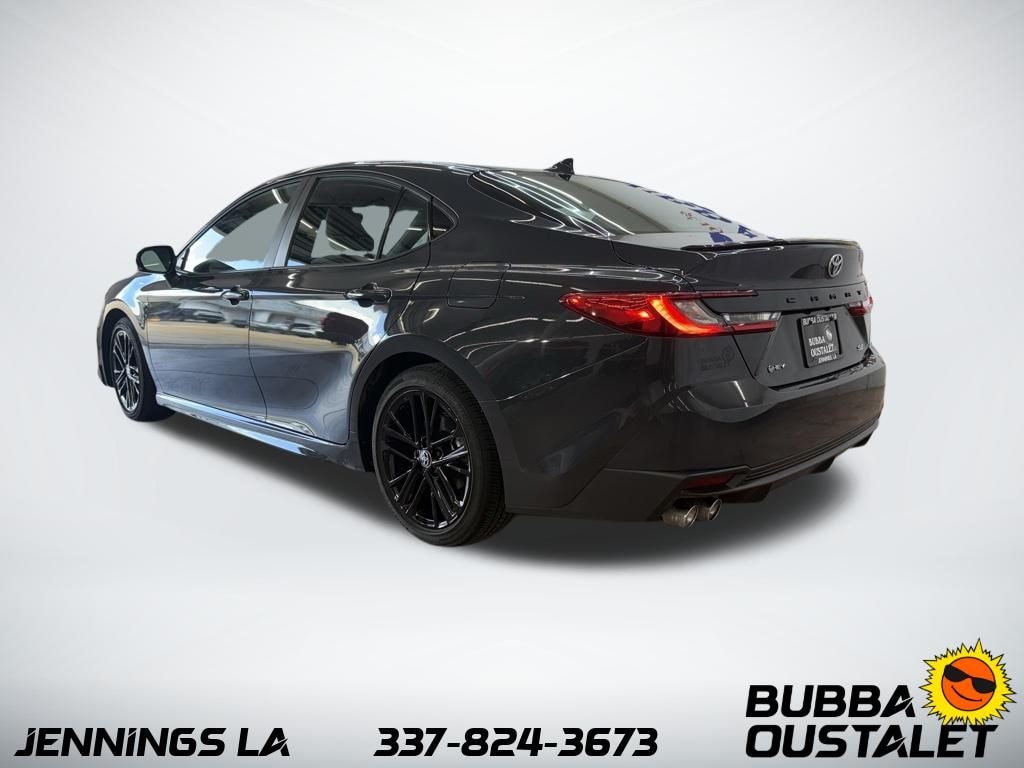 Used 2025 Toyota Camry SE Sedan