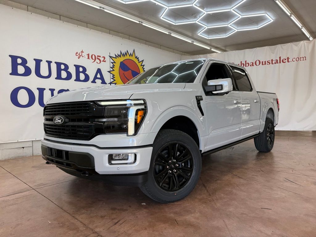2025 Ford F-150 Platinum's photo