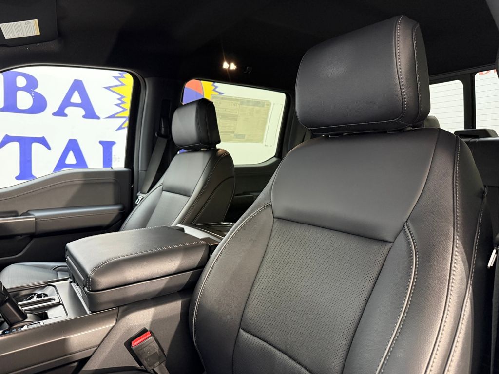 2025 Ford F-150 Lariat - Photo 10