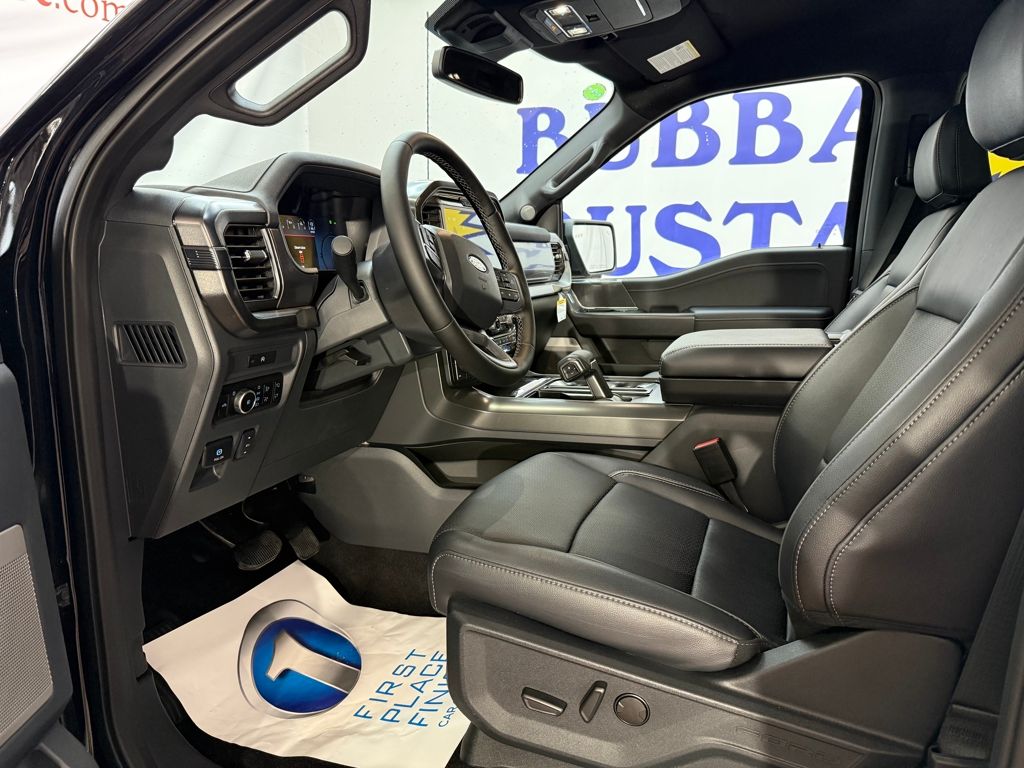2025 Ford F-150 Lariat - Photo 9