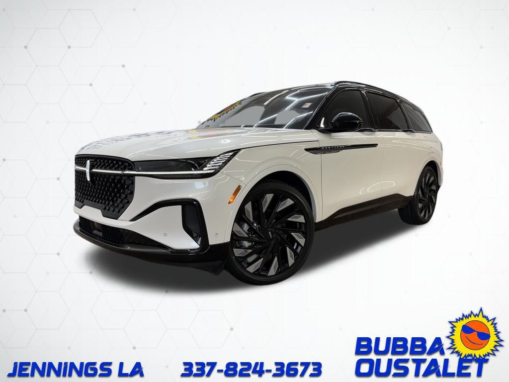 2024 Lincoln Nautilus Reserve's photo