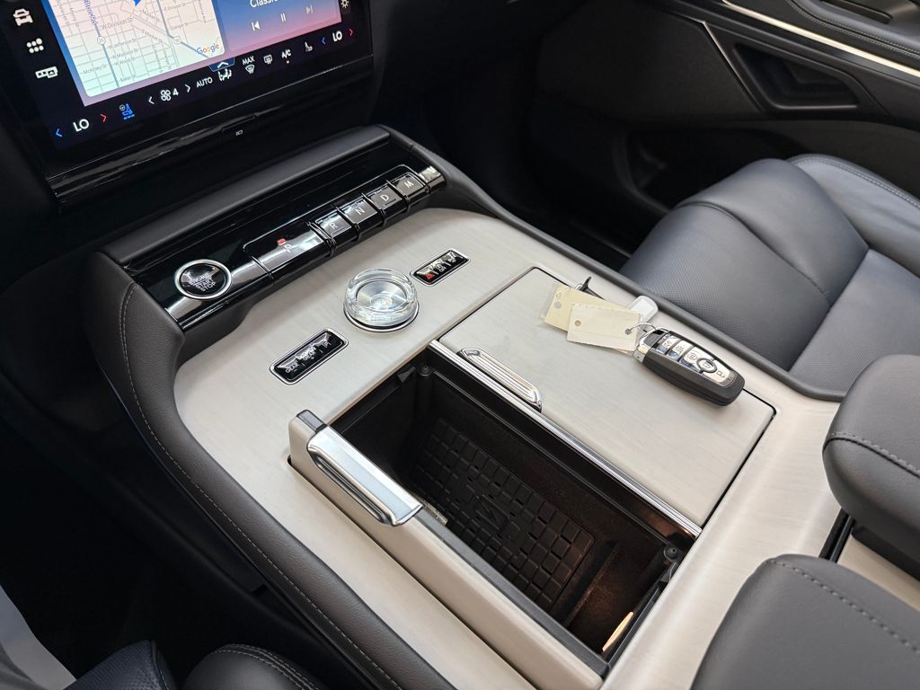 2026 Lincoln Navigator Reserve - Photo 17