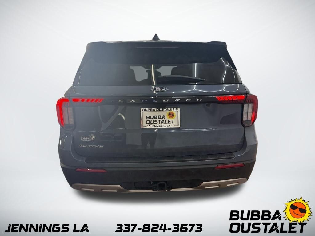 Used 2025 Ford Explorer Active SUV