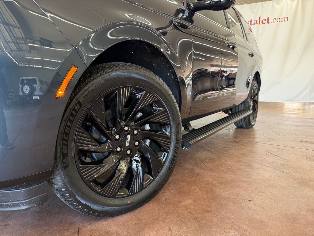 2026 Lincoln Navigator Reserve - Photo 22