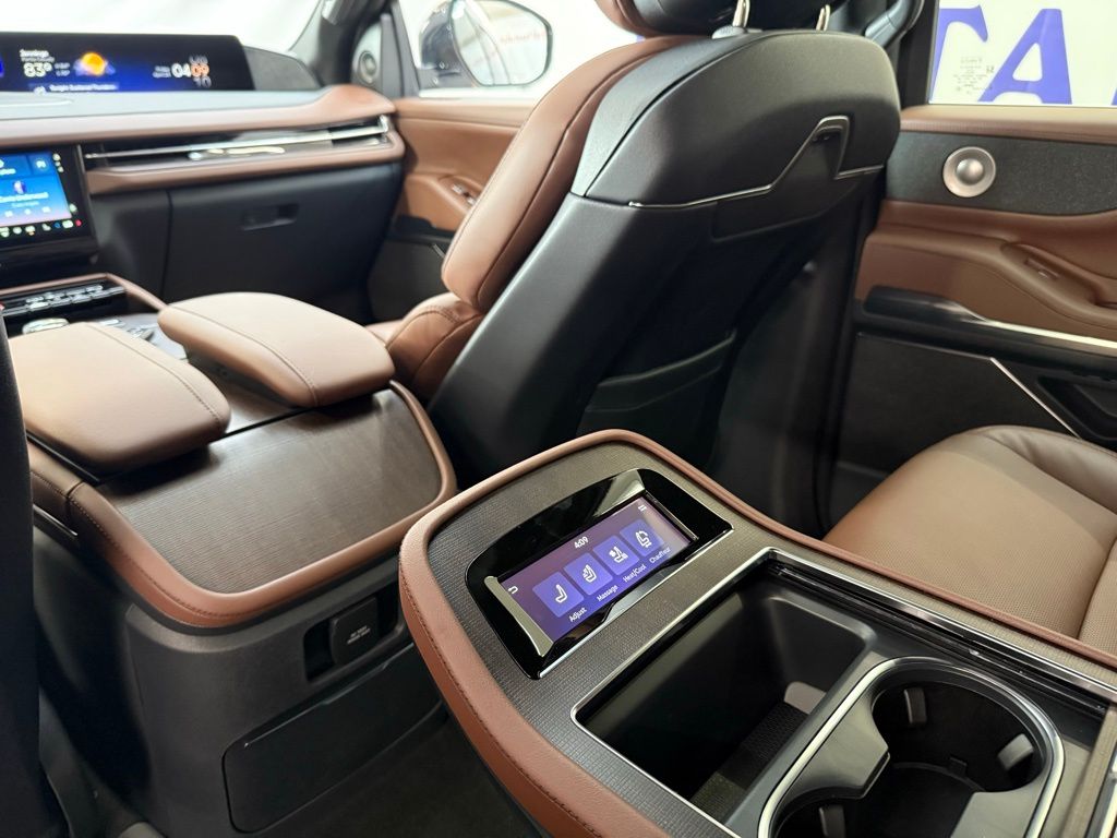 2026 Lincoln Navigator Reserve - Photo 17