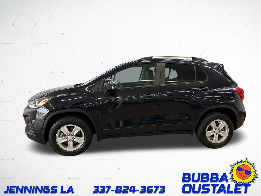 Used 2022 Chevrolet Trax LT with VIN KL7CJPSM8NB537193 for sale in Jennings, LA