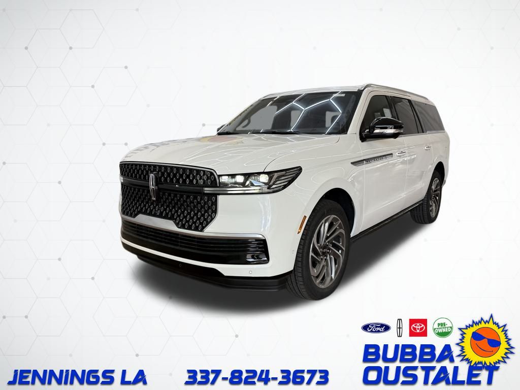 2025 Lincoln Navigator Reserve L's photo