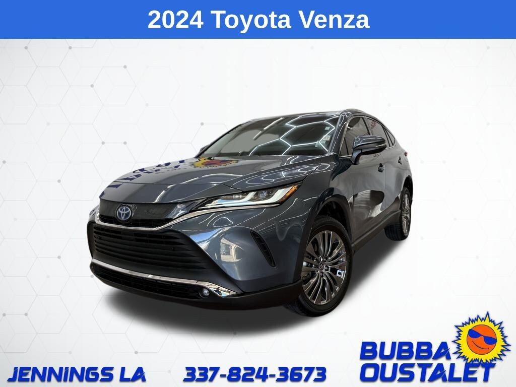 Used 2024 Toyota Venza XLE SUV