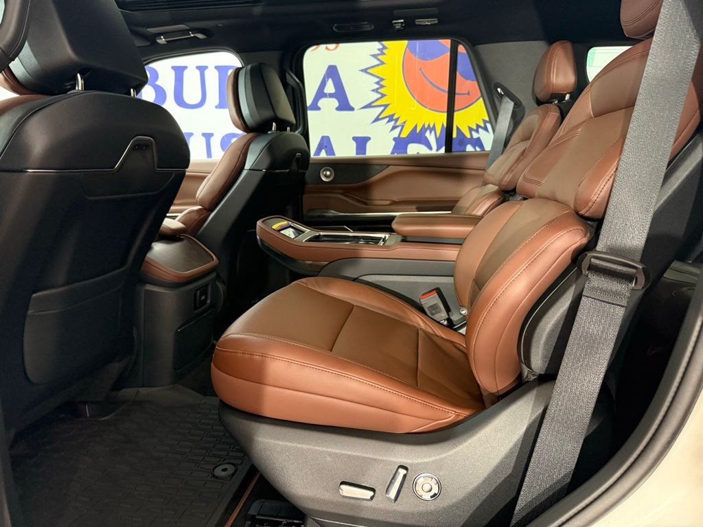 2026 Lincoln Navigator Reserve - Photo 16