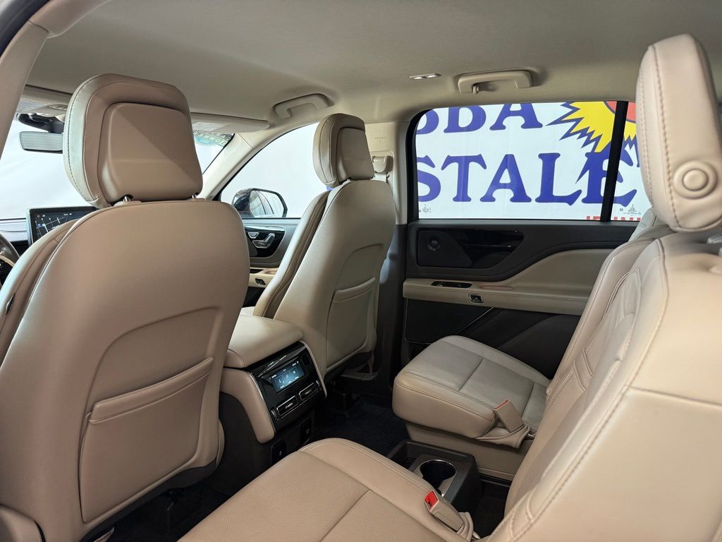 2020 Lincoln Aviator Reserve - Photo 16