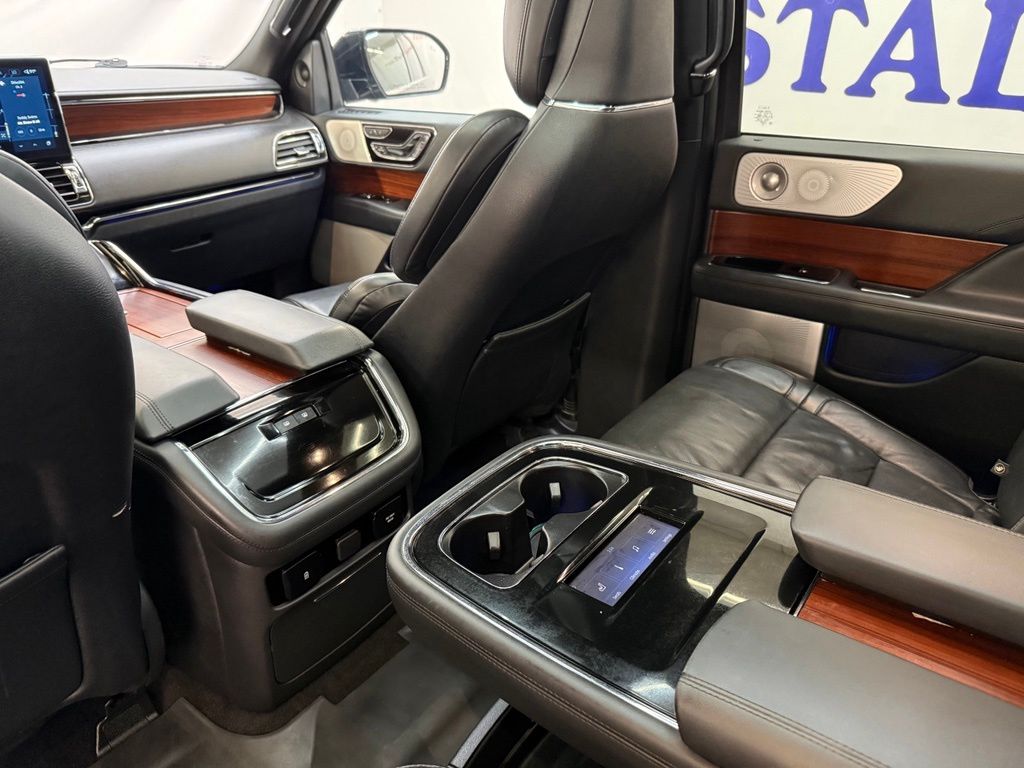 2022 Lincoln Navigator Reserve L - Photo 19