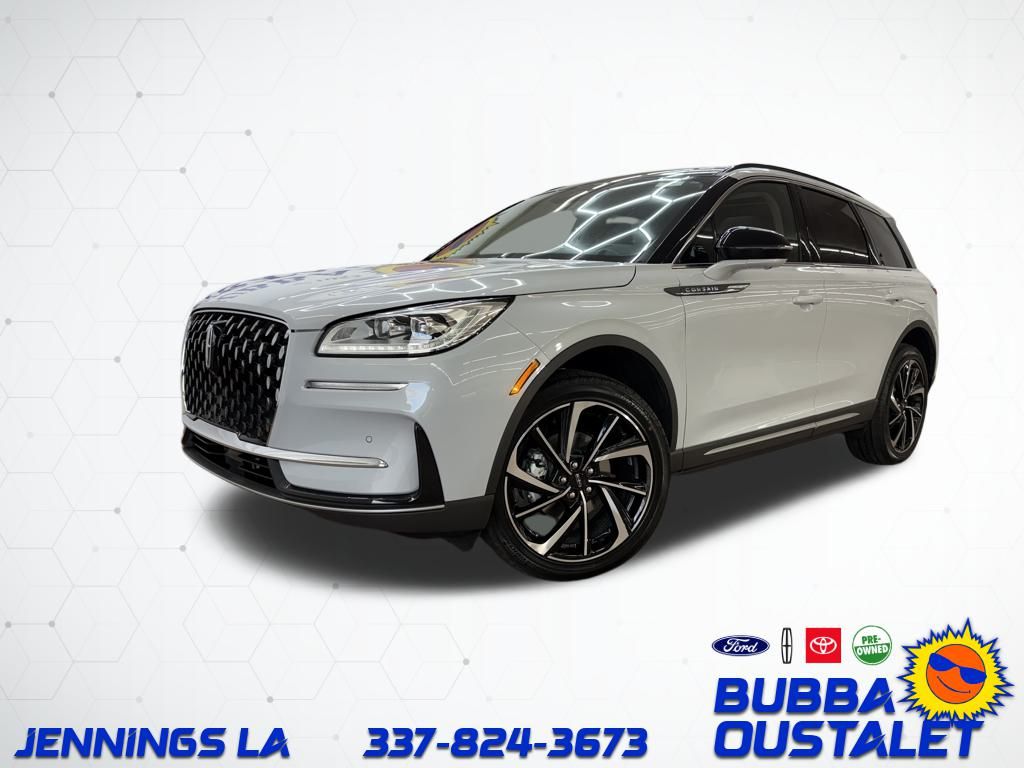 2026 Lincoln Corsair Reserve's photo