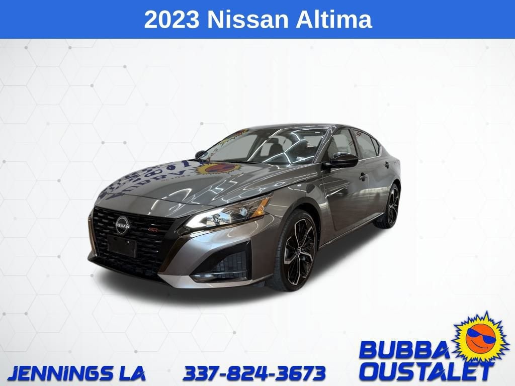 2023 Nissan Altima SR