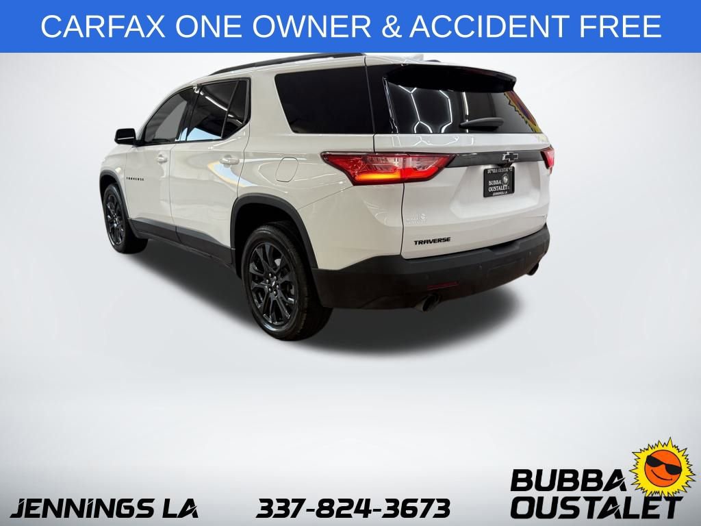 2021 Chevrolet Traverse RS photo 2