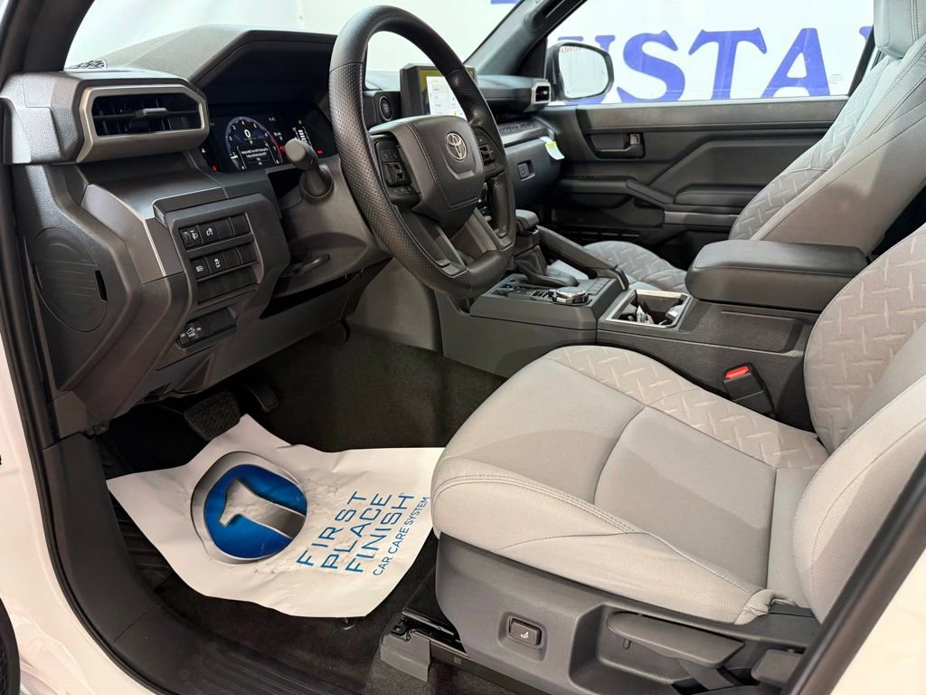 2026 Toyota Tacoma SR5 - Photo 12