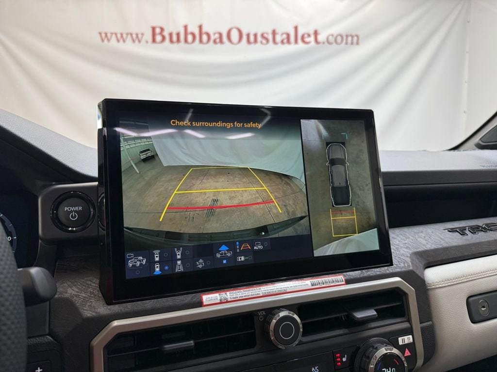 2026 Toyota Tacoma Limited - Photo 17