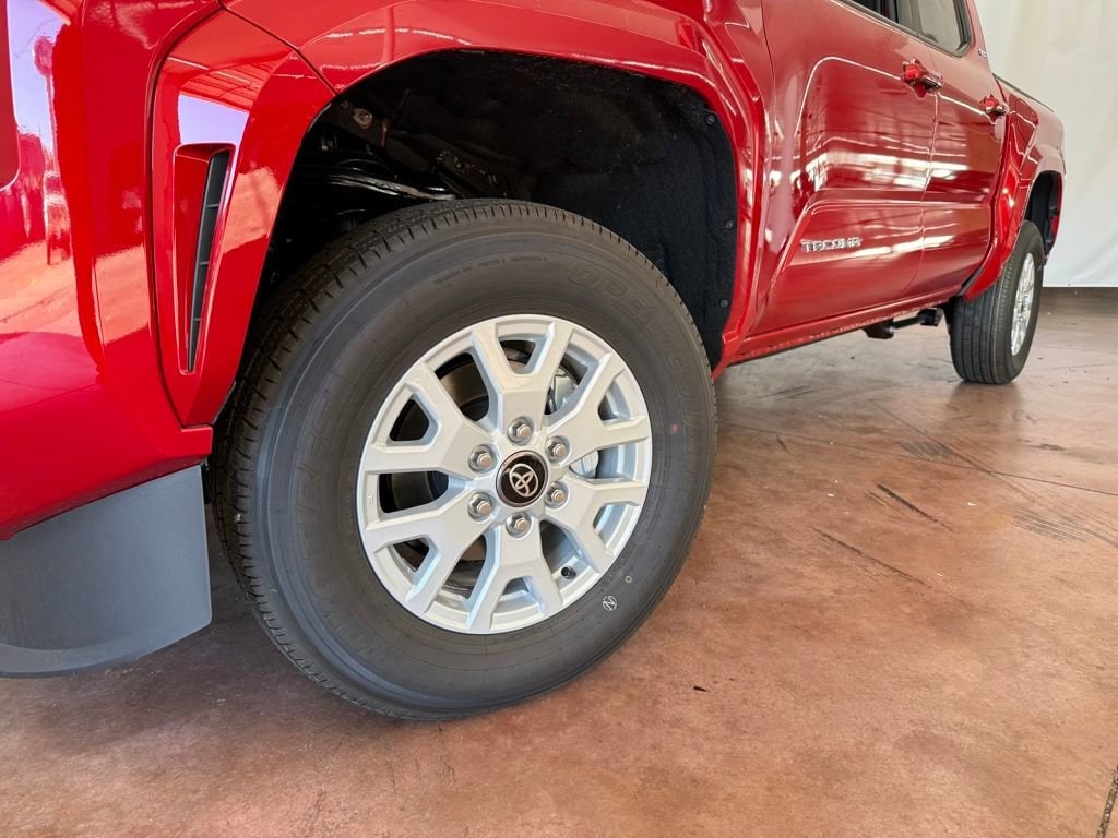 2026 Toyota Tacoma SR5 - Photo 19