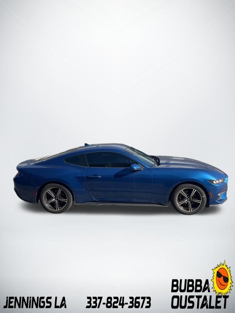 2024 Ford Mustang EcoBoost photo 4