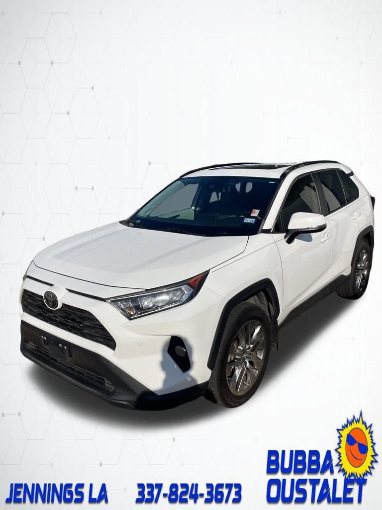2019 Toyota RAV4 XLE Premium's photo