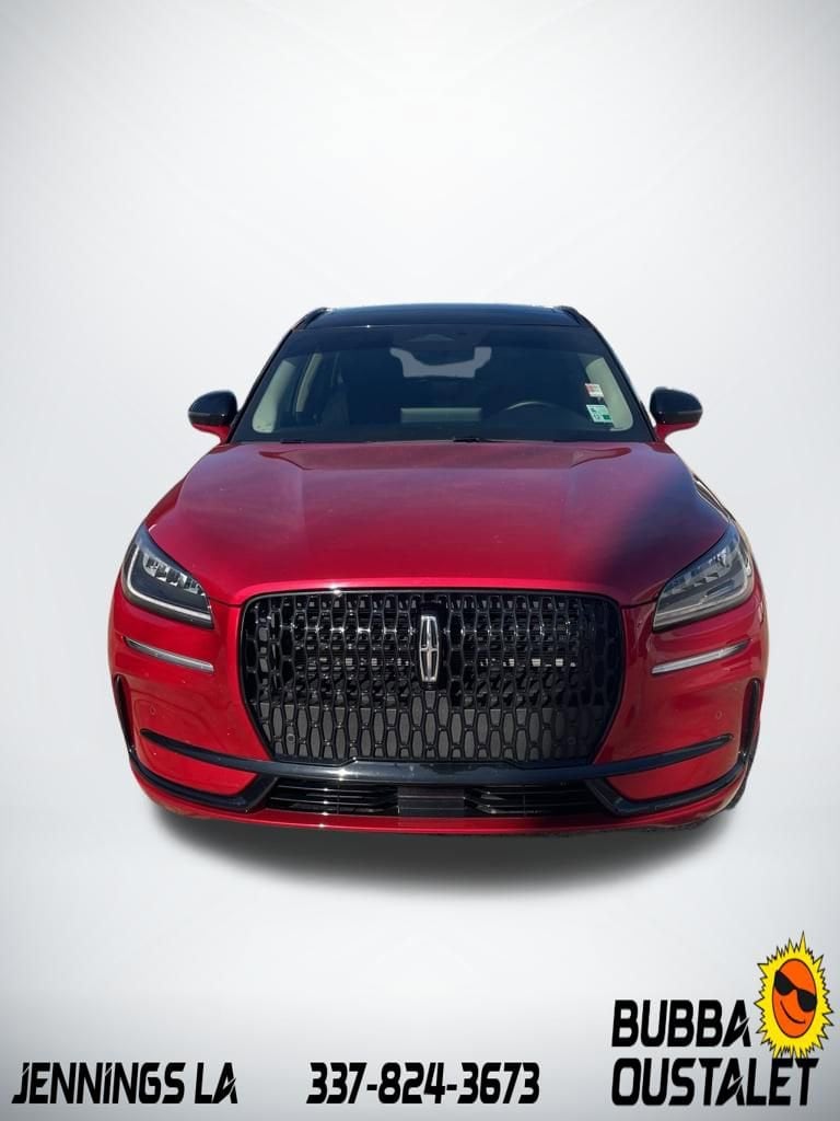 2025 Lincoln Corsair Premiere photo 2