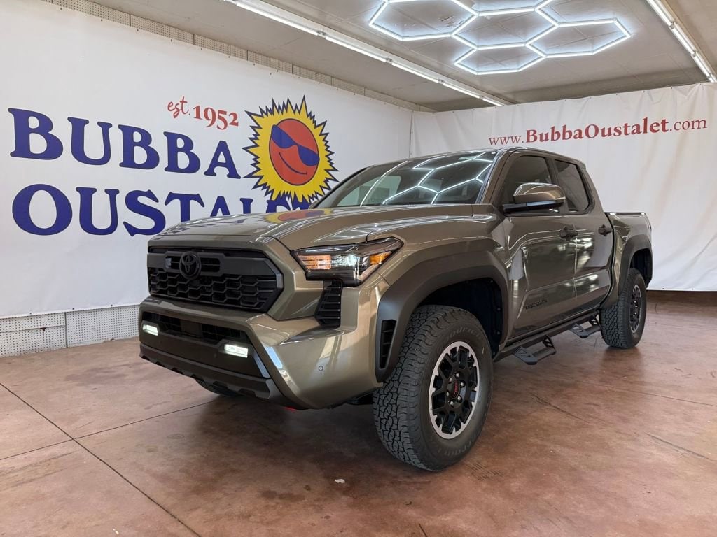 2025 Toyota Tacoma TRD Off Road's photo