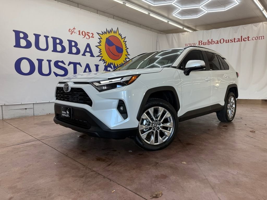 2025 Toyota RAV4 XLE Premium's photo