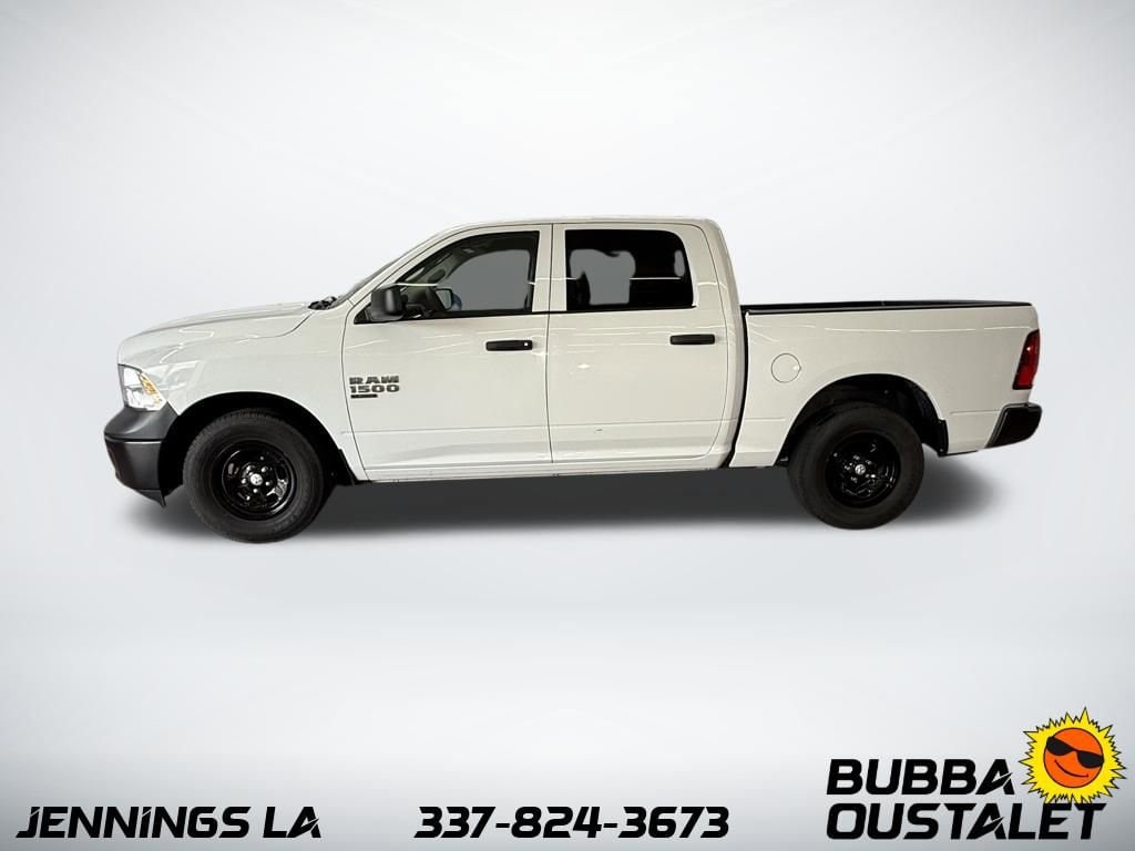 2022 Ram 1500 Classic Tradesman photo 2