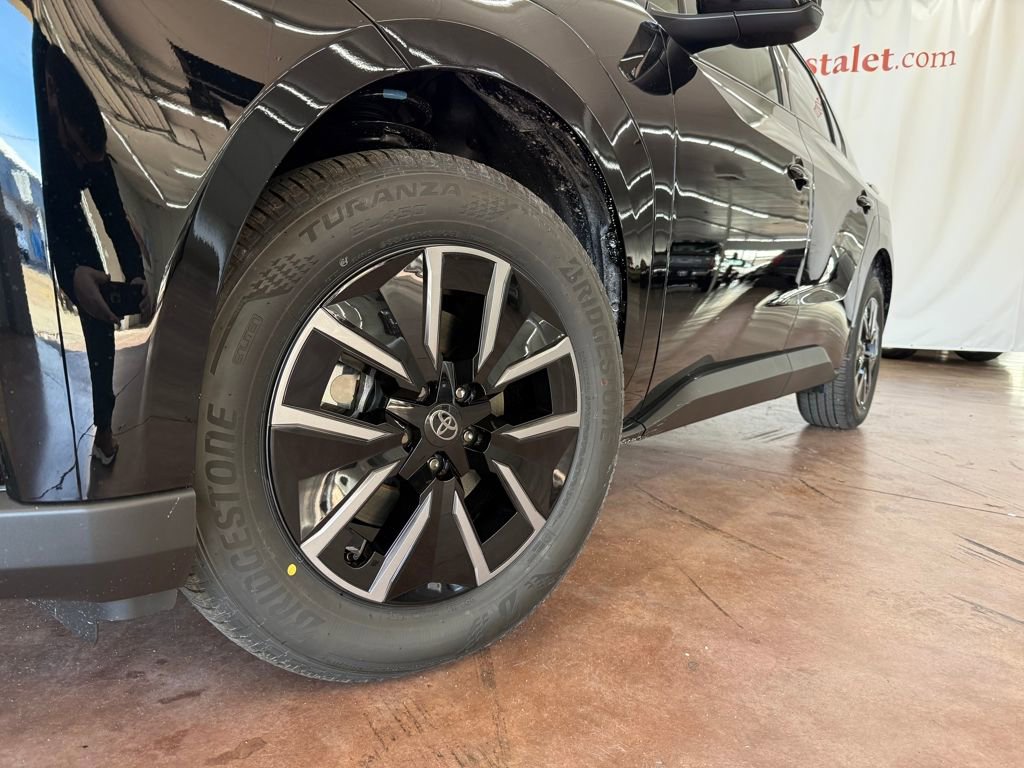 2026 Toyota bZ XLE - Photo 21