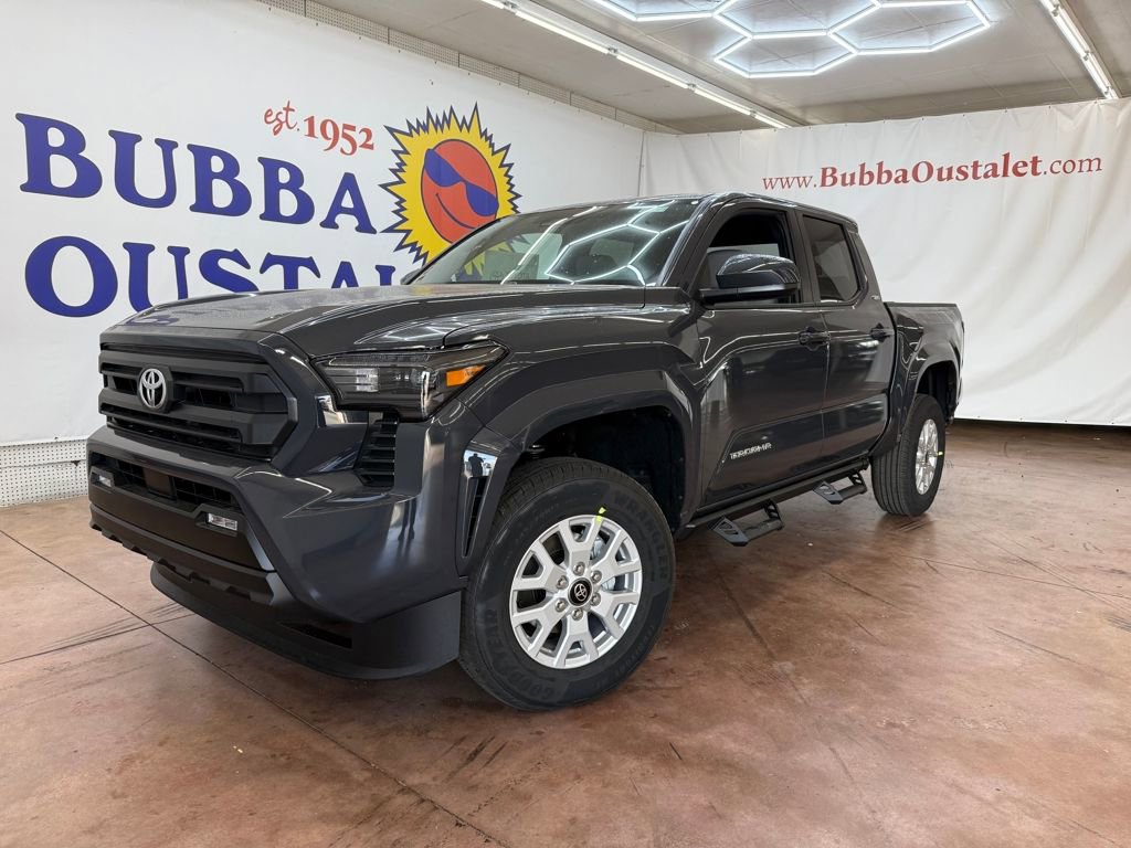 2025 Toyota Tacoma SR5's photo