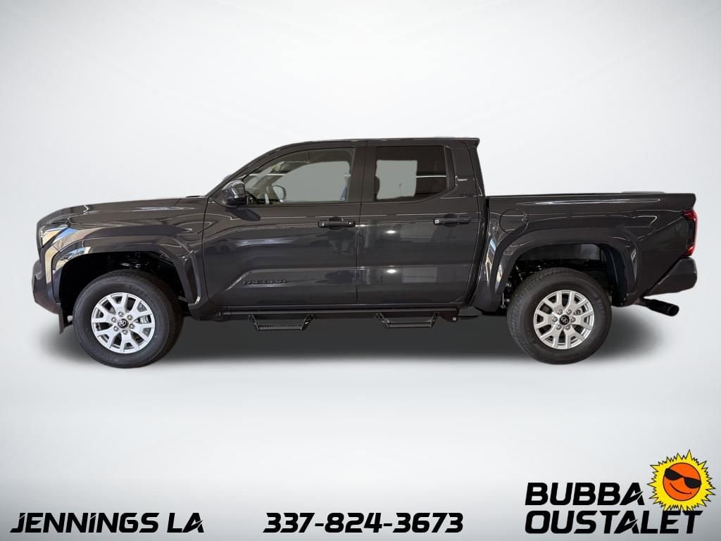 2026 Toyota Tacoma SR5 photo 2