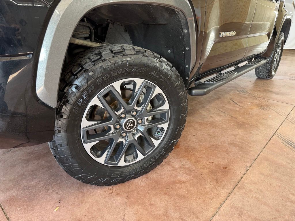 2022 Toyota Tundra Limited - Photo 18