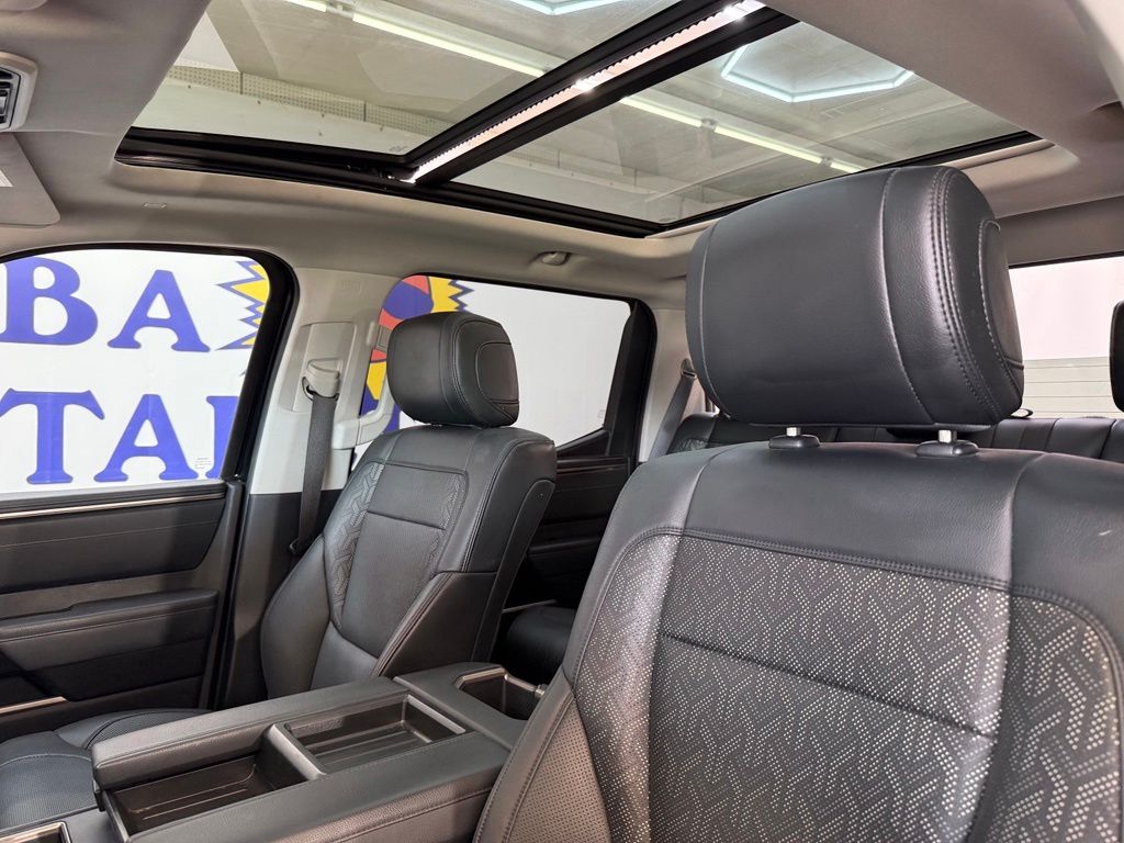 2022 Toyota Tundra Limited - Photo 8